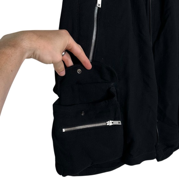 Represent Black Cargo Shorts - Picture 4 of 7